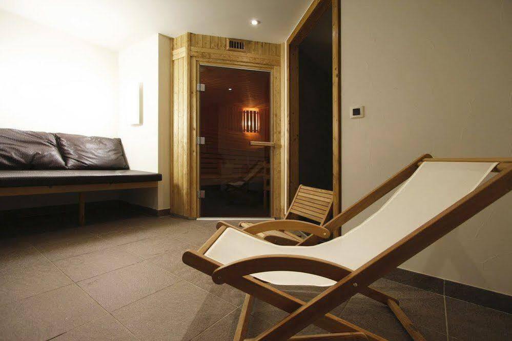 לס דה-אלפס Vacanceole - Residence Goleon -Val Ecrins מראה חיצוני תמונה